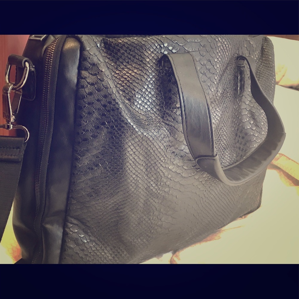 Brand New Zara Men’s Black Faux Snakeskin Bag